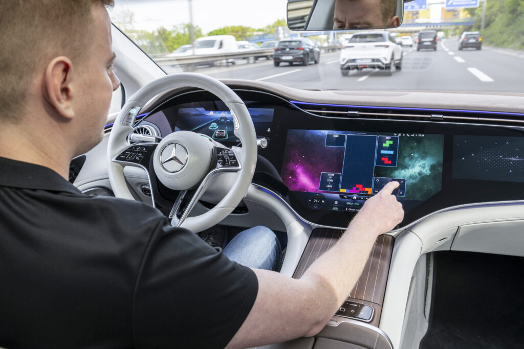 Mercedes EQS Classe S, Tetris voiture autonome